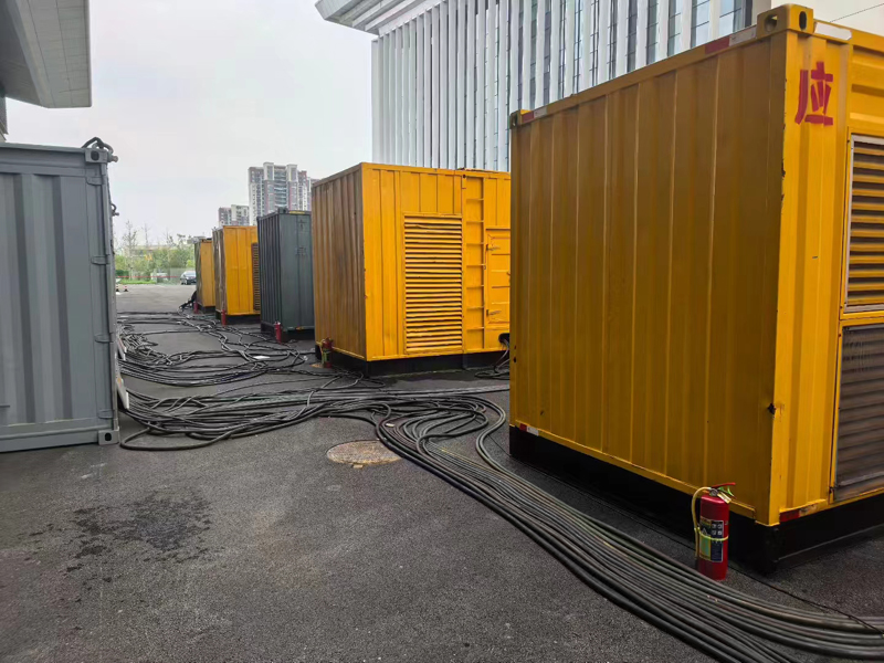 西市不同季节柴油发电机组保养有哪些注意事项？