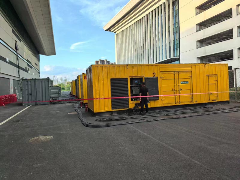 西市柴油发电机冬季保养注意事项?