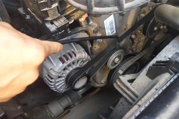 西市转速传感器的工作原理是什么？